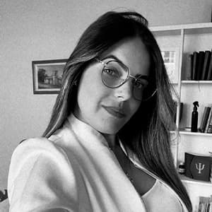 Kelly Linhares
